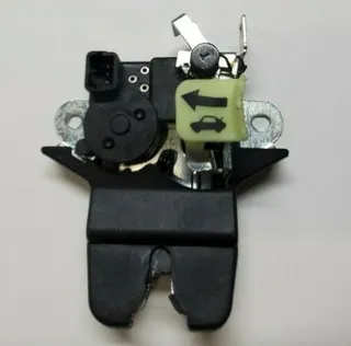 Car lock: 81230-2T000 81230-2T010 Car lock: 81230-2T000 81230-2T010