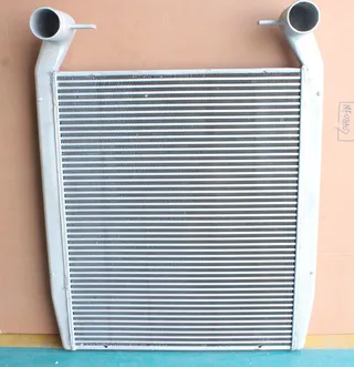 Sinotruk 70 Mining Car WG9770530080 mid -cooling device manufacturer Sinotruk 70 Mining Car WG9770530080 mid -cooling device manufacturer