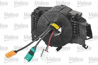 The steering wheel travers are for VAL251679 251679 The steering wheel travers are for VAL251679 251679