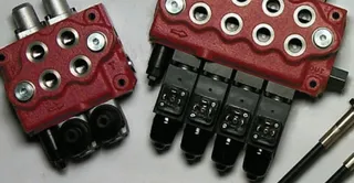 VolvoIL multi-road valve SD4/1/(KG3-120)/18L/AET Italian for Volvo Domo Road valve VolvoIL multi-road valve SD4/1/(KG3-120)/18L/AET Italian for Volvo Domo Road valve