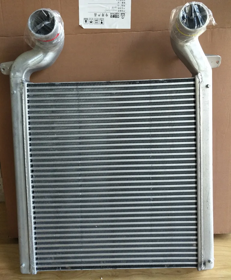 Sinotruk Haowo D7B mid -cooling device WG9325531302 mid -cooling device manufacturer online Sinotruk Haowo D7B mid -cooling device WG9325531302 mid -cooling device manufacturer online